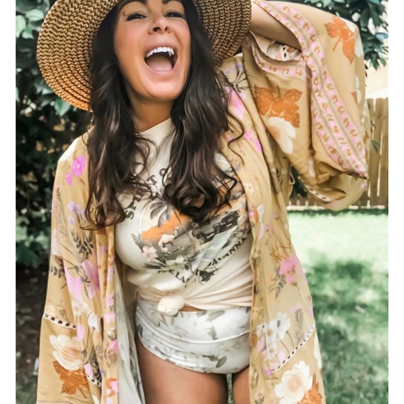 Other - SOLD OUT Vintage Golden Floral Boho Kimono Robe Wrap Top